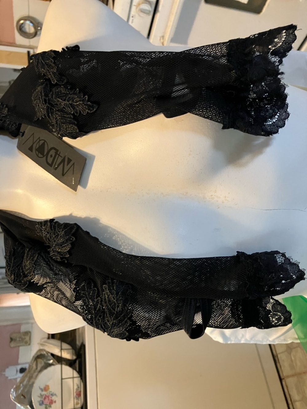 New. Black lace n applicated long fingerless stretch